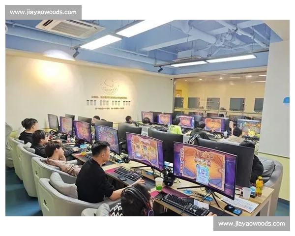 网吧电竞大战激烈角逐选手实力与团队协作全面比拼